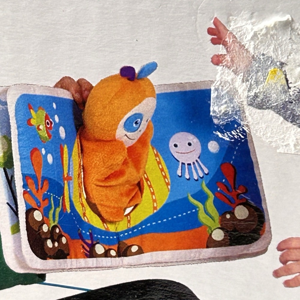 Edushape‎ Puppet Playland Soft Plush Baby's 1st Book New Stimulating Pretend Toy - Picture 4 of 6
